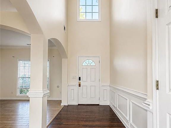 4th image of 2835 Niblick Way