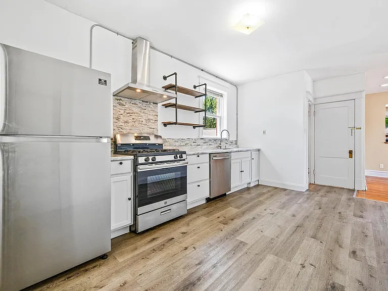 5432 Cologne Ave #A — Photo 7