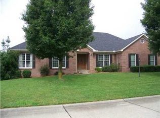 144 Glenwood Ln, Hurricane, WV 25526