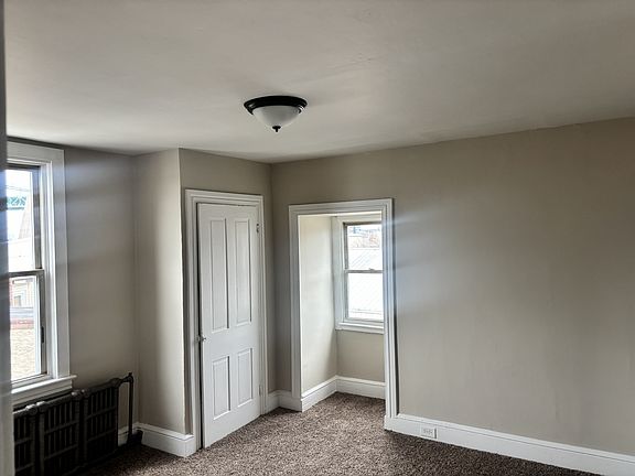 3rd image of 223 Essex St #B