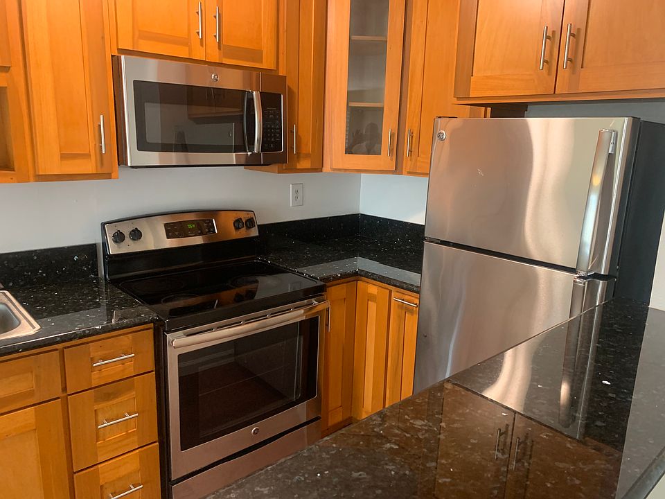 1st image of 2852 Sawtelle Blvd