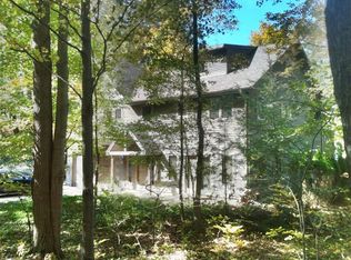 13590 Easy Ln, Harbert, MI 49115