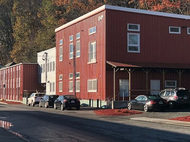 241 S Main St — Photo 2