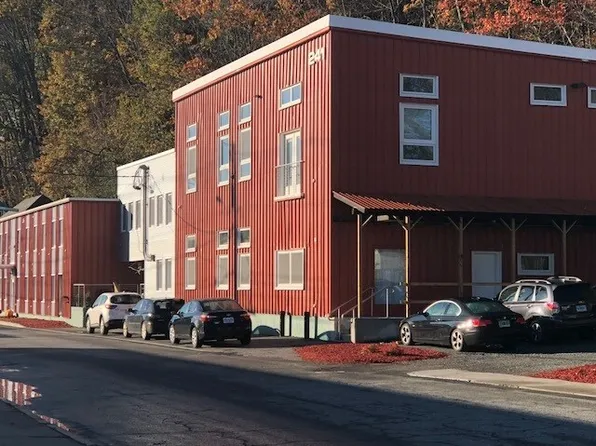 241 S Main St