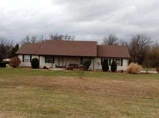 4447 S 89th Rd, Bolivar, MO 65613