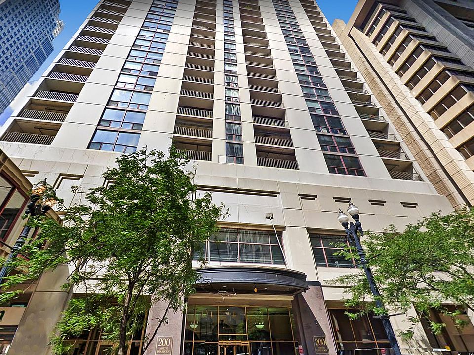 1st image of 200 N Dearborn St Unit 1806