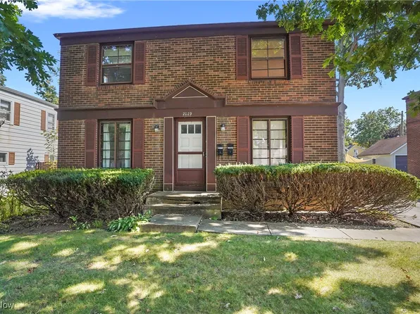 2029 12th St, Cuyahoga Falls, OH 44223