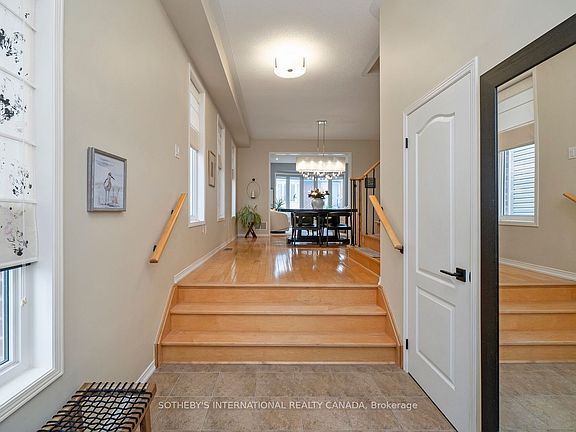 4th image of 114 Strandmore Cir