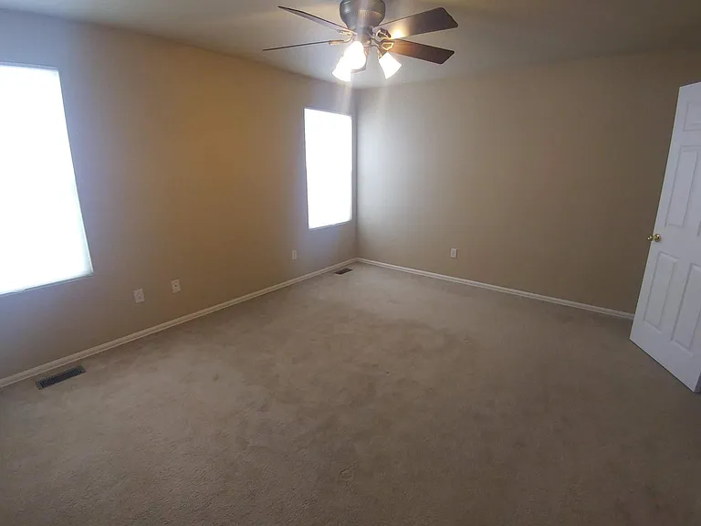 6262 Poudre Way — Photo 11