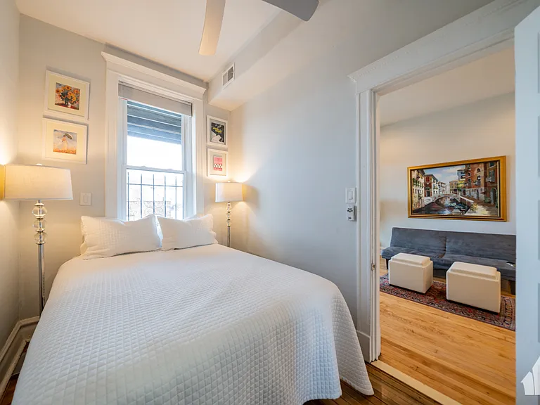1037 S Racine Ave #3R — Photo 15