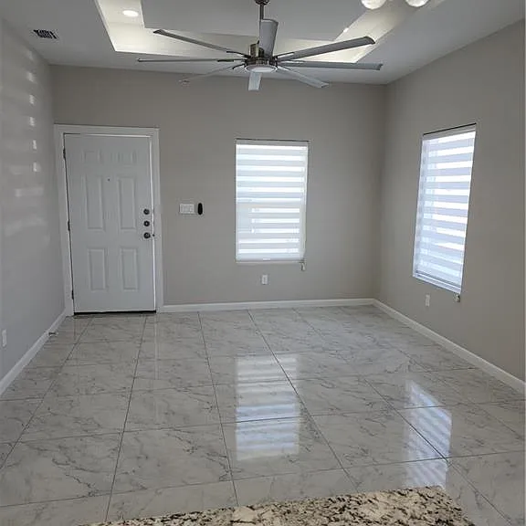 1018 N Woodson Ave #2 — Photo 3