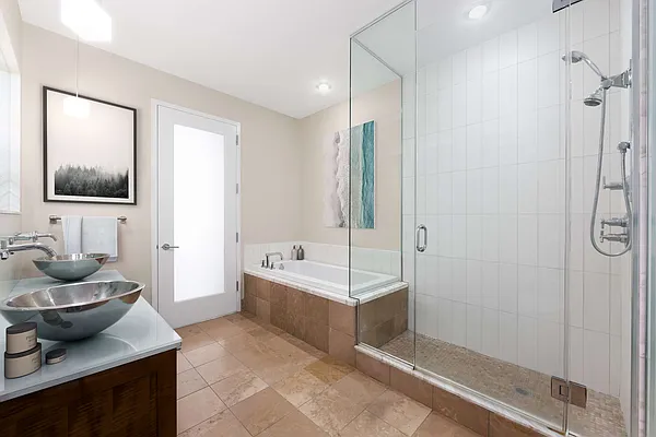 Sold by Compass | media 18