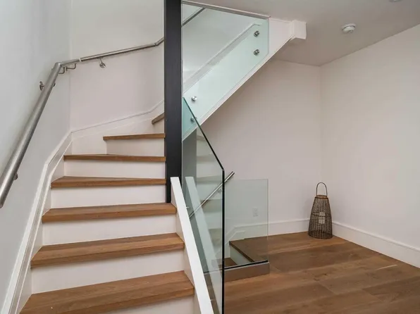 19 Gormley Ave, Toronto, ON M4V 1Y9
