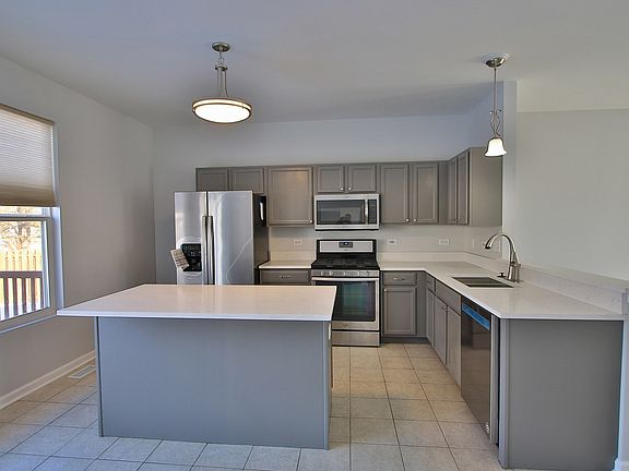5th image of 25108 W Gates Ln