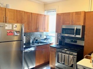 31-55 35th St #2R, Astoria, NY 11106