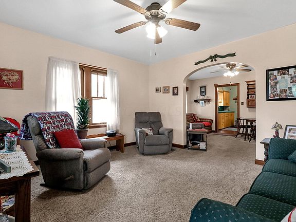 4th image of 565 Maplewood Ave