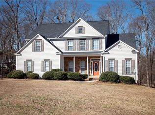 1018 Andover Dr, Hoschton, GA