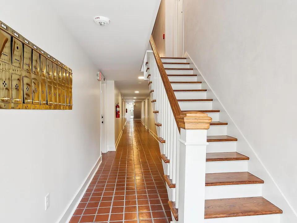 Must See, Experience Modern Luxury in a Beautifully Restored Historic Gem- 1 Bd / 1Ba