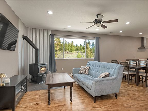 4th image of 2030 Grizzly Gulch Dr