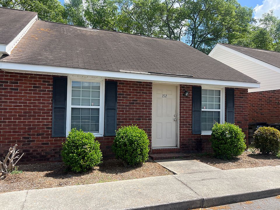 1st image of 140 Lanier Dr #192