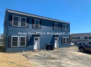 64 Wildwood Dr, Bangor, ME 04401