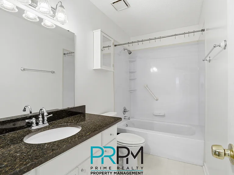 5 Parkstone Ct — Photo 17