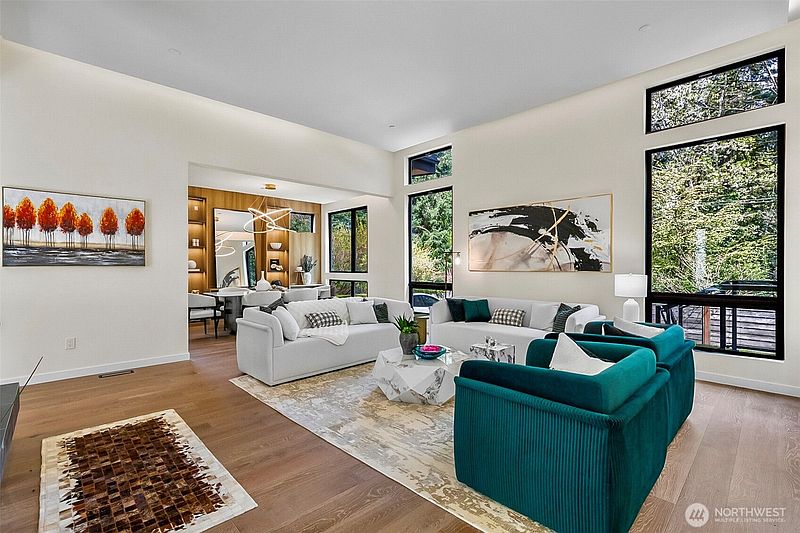 4th image of 10823 SE 12th Street