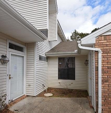 2nd image of 5051 Grande Dr APT L3