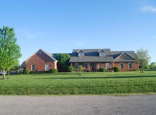 1110 Spring Breeze Ct, Nixa, MO 65714