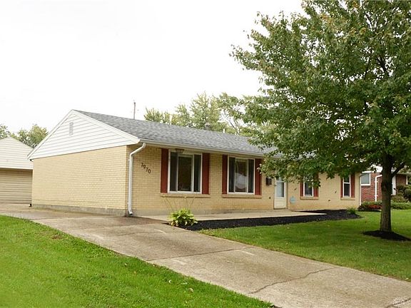 2nd image of 7970 Stockbridge Dr