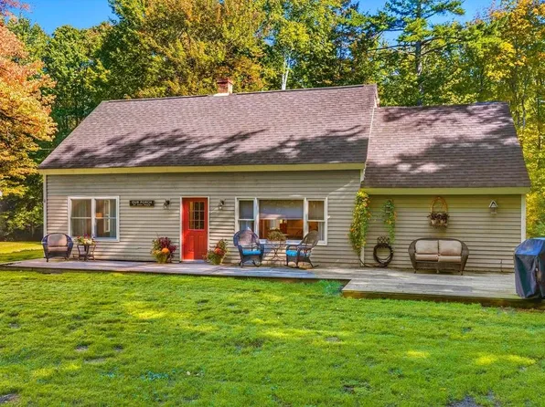 118 Whitcher Road, Newport, NH 03773