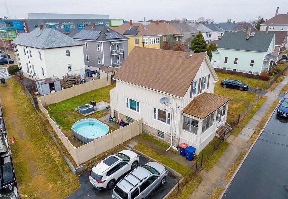 1st image of 51 Woodlawn St