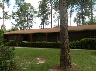 102 Laurel Cir, Sylvester, GA 31791