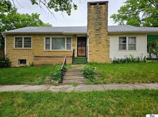 529 E 9th St, York, NE 68467