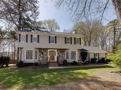 5018 Kings Wood Dr NE, Roswell, GA, 30075