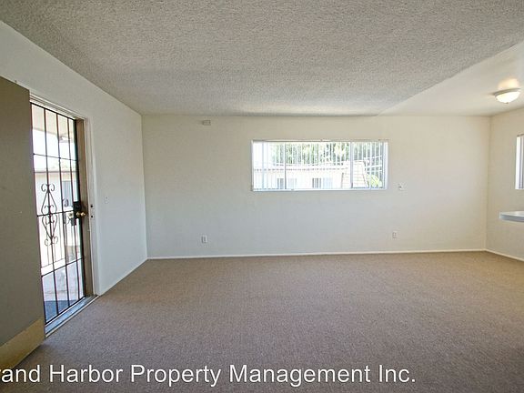 3rd image of 2307 Carnegie Ln APT 07