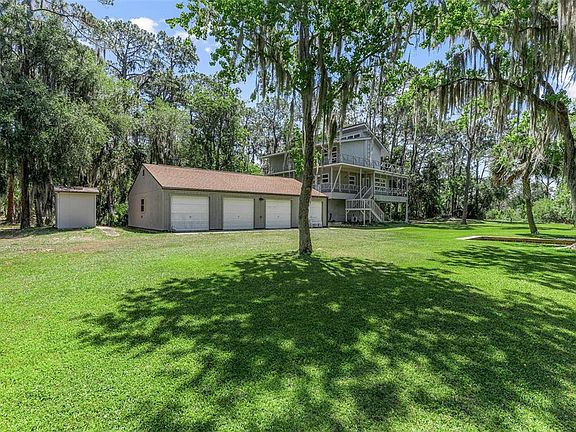 4th image of 7373 Circle Dr