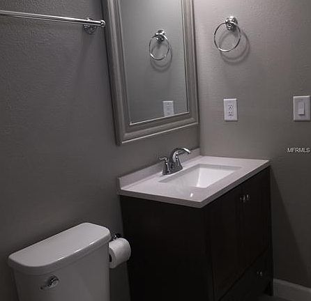3rd image of 1506 Meadowridge Dr