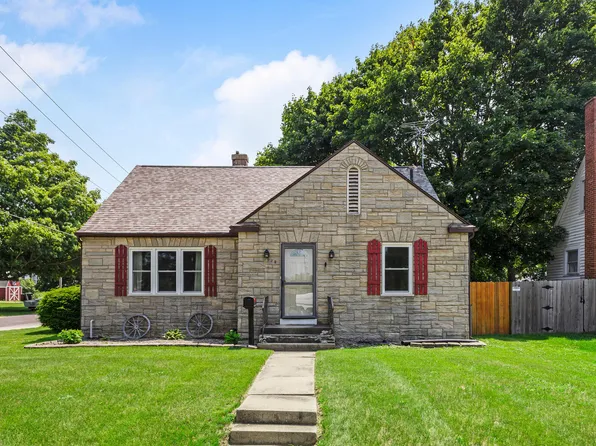 728 N Lott Blvd, Gibson City, IL 60936