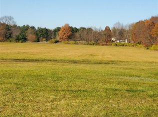 11124 Dexter Pinckney Rd, Pinckney, MI 48169