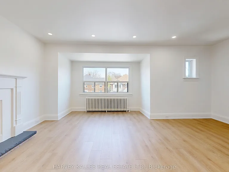 1216 Avenue Rd #2 — Photo 6