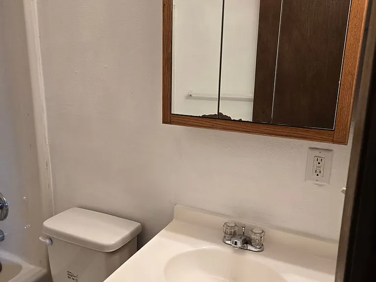 520 Lynnwood Ln — Photo 22