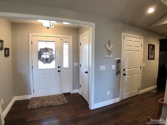 3rd image of 1813 Bluestem Ln