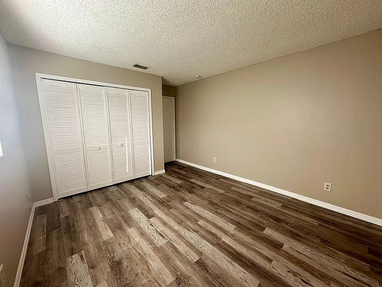 829 Gleason Pkwy — Photo 21