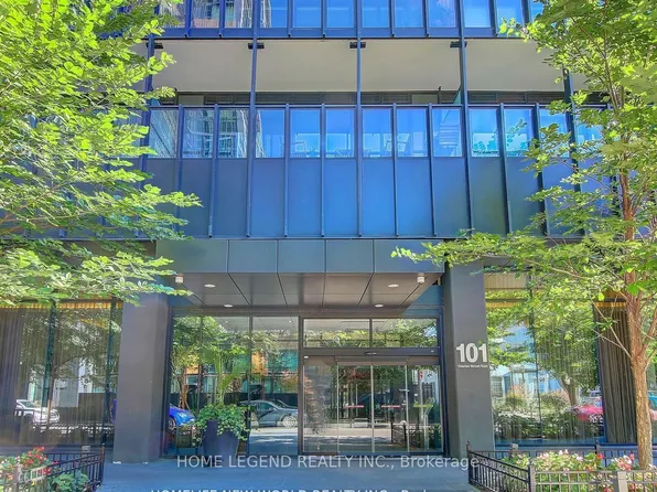 101 Charles St E, Toronto, ON