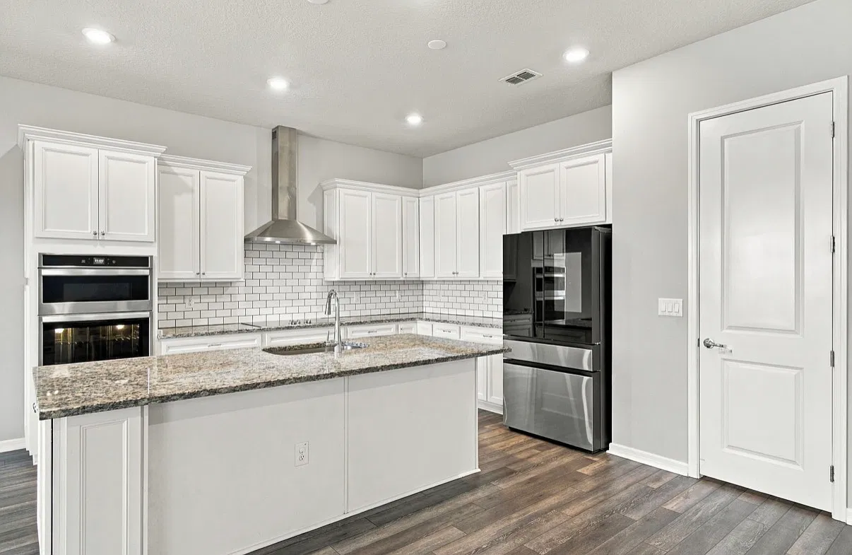 5 bed, 3432 sqft, $3,600 — Photo 4