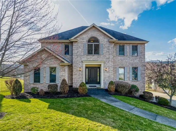 507 Dorchester Dr, Seven Fields, PA 16046