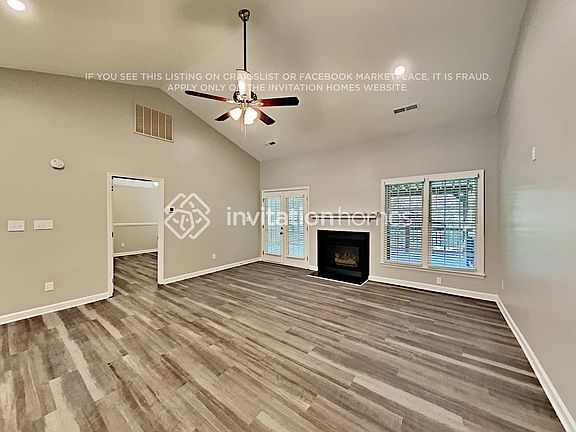 3rd image of 2831 Cedar Chase Dr