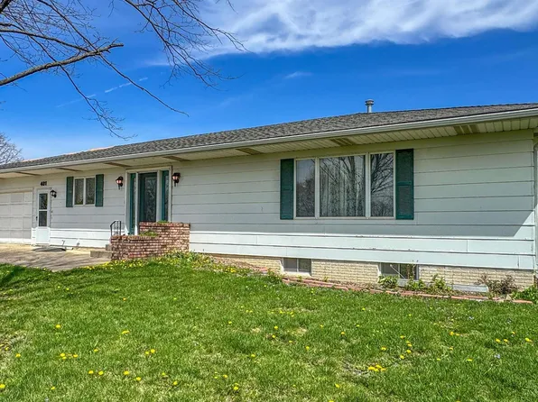401 Cedar St, Dumont, IA 50625