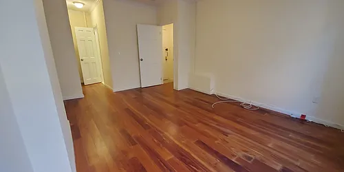 Rented by Manhattan Best Realty, Inc.